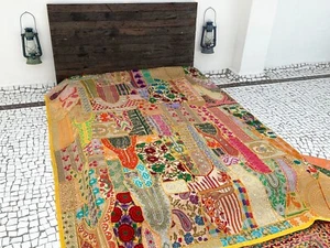 Vintage Patchwork Bedspread Quilt Hand Embroidered Bed Coverlet Wall Hanging - Picture 1 of 6