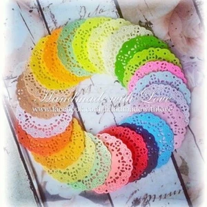 2" Mini French Pastry Doilies - Picture 1 of 1