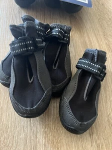 Top Paw Outdoor HUNDESTIEFEL Gr. MEDIUM Regen Schnee Eis NEU! Verstellbare Träger - Bild 1 von 1