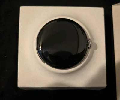 NUEVO Google Pixel Watch 4 - 41 mm - (Wi-Fi) Porcelana Banda Activa Foto 1 de 2