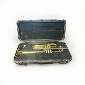 Bach CR300 Cornet with Selmer/Bach branded hard case, Read Description - Picture 1 of 7