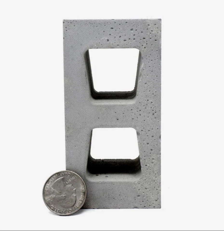 Miniature Breeze Block 1:4 Scale Cement Cinder Brick Dolls House Building Supply - Image 1 of 4