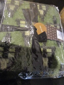 West Elm Brushed Woven Tree Throw 50"w x 60"l New w tag - Picture 1 of 2