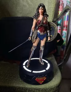 LED Wonder Woman 20Cm Action Figure Justice League PVC Statue Model No Box!! - Picture 1 of 6