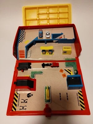 Vintage Micro Machines Service Station Playset carry case trucks car MUST READ - Image 1 of 4