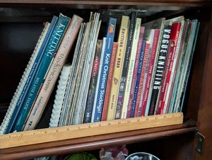 Knitting books lot of 60 books, how to knit, patterns, instructions, magazines - Imagen 1 de 23