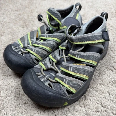 Sandalias Keen Juveniles 13 Verde Newport H2 Impermeable Senderismo Sandalias Niños Campamento Zapato Foto 1 de 4
