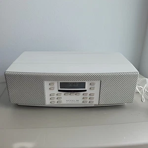 Henry Kloss Model 88 AM FM Radio Tested Works Great Sounds Amazing - No Remote - Picture 1 of 9