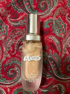 La Mer The Soft Fluid Long Wear Foundation Shade 140 Alabaster 1 oz. 30 ml - Picture 1 of 5