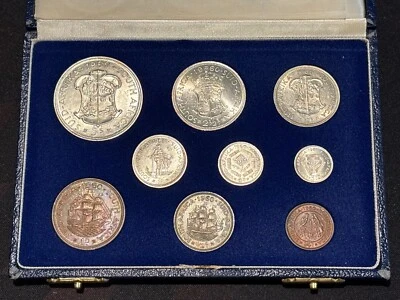 SOUTH AFRICA Mint Set 1960 Final Year QEII, Scarce Set Business Strike AU to UNC - Image 1 of 4