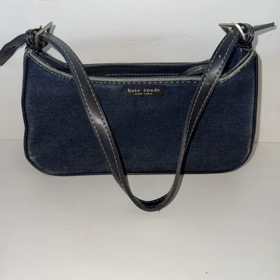 Bolso de mano pequeño vintage Kate Spade denim con ribete de cuero baguette ligeramente usado Foto 1 de 4
