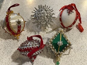 5 Vintage Sequins & Bead Pinned Christmas Ornaments 2.5” Beauties Hand Crafted - Picture 1 of 24
