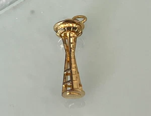 Vermeil Gold over Sterling Silver 925 Space Needle Charm by Danecraft - Picture 1 of 8