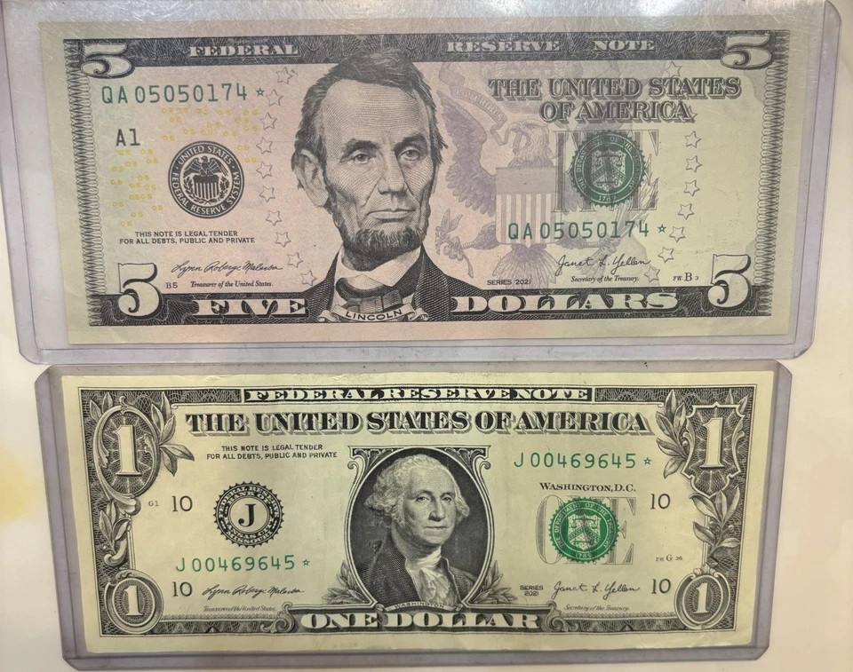 2021 Star Notes $1 Dollar Low SN.  And $5 Dollar Star Note Fancy Serial Number - Image 1 of 2