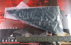 Hot Toys The Batman Cape Long Battle Version 1/6 Exclusive MMS641 Parts - Picture 1 of 6
