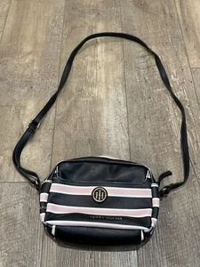 Tommy Hilfiger Handbag Crossbody Purse Messenger Bag STRIPED PINK BLUE - Picture 1 of 13
