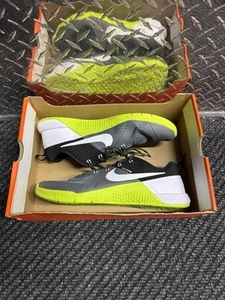 🔥 Nuevo Nike Metcon 1 OG Gris Oscuro Volt Negro FQ1854-003 Para hombres Talla 10 - Imagen 1 de 10