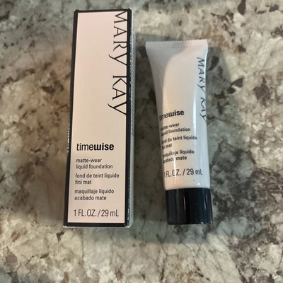 Mary Kay Timewise Matte Wear Beige 3 Liquid Foundation 1 Fl. Oz. 038759 - Image 1 of 4