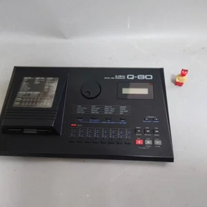 Secuenciador digital Kawai Q-80 MIDI de colección probado funcionando desde Japón envío gratuito - Imagen 1 de 5