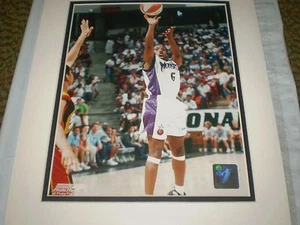 FOTO ENMARAÑADA COLOR 8X10 WNBA RUTHIE BOLTON NUEVA - Imagen 1 de 1