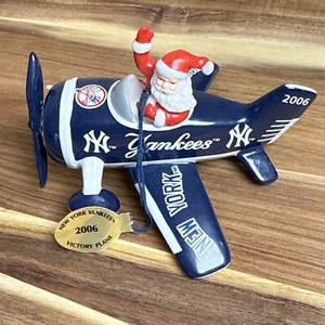 2006 Danbury Mint NY Yankees "Victory Plane" Porcelain Ornament - Picture 1 of 9