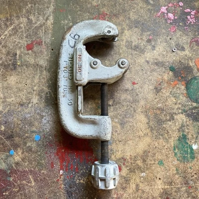 RIGID No.30 Pipe Conduit Tubing Cutter - Cuts 1 - 3" Tube - Image 1 of 4