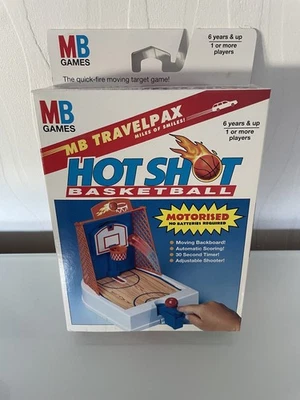 VINTAGE 1993 MB GAMES - MB TRACELPAX HOTSHOT BASKETBALL - NEW - Image 1 of 4