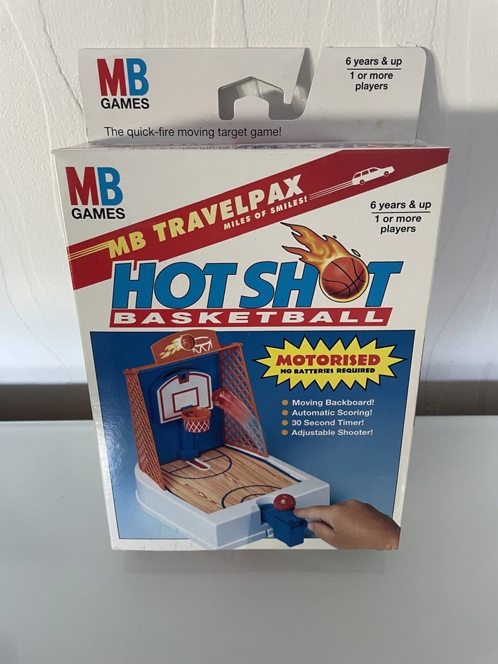 VINTAGE 1993 MB GAMES - MB TRACELPAX HOTSHOT BASKETBALL - NEW - Image 1 of 4