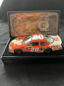 2005 Tony Stewart #20 Home Depot /Madagascar 1:24 L.E. - Picture 1 of 9