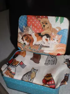 Vintage super cute silky cats kitty scarf in vintage tin box patriotic kitty - Picture 1 of 6