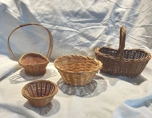 Vintage Miniature Woven Baskets - 2 Labeled People’s Republic Of China Lot Of 4 - Picture 1 of 12