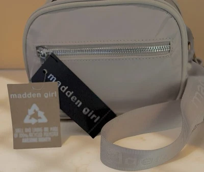 Riñonera lisa Madden Girl en beige nueva con etiquetas  Foto 1 de 4