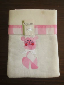 Weiche rosa & weiße QUILTEX Welpen BABYBETT Acryl DECKE - Neu in Verpackung - Bild 1 von 4