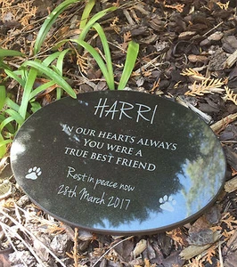 Pet Memorial Plaque Granite Oval Custom Engraved (Personalised) - Picture 1 of 8