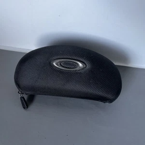 Oakley Radar Sunglasses   Scratched Lenses As Is - Picture 1 of 8