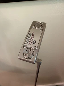 Scotty Cameron Super Select Squareback 2 Putter - MINT Condition w/ Headcover - Picture 1 of 6