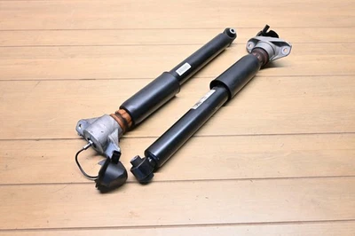 Juego de muelles amortiguadores trasero derecho e izquierdo AUDI A5 S5 AWD 18-24 OEM 25k Foto 1 de 4