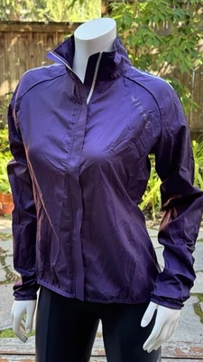 Chaqueta de ciclismo Endura Pakajak para mujer compactable ligera a prueba de viento púrpura - S Foto 1 de 4