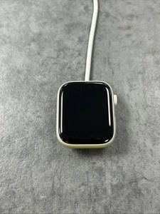 Apple Watch Series 8 45MM Starlight Case - Storm Blue Sport Band (GPS+CEL) Fault - Afbeelding 1 van 4