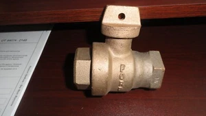 Ford 1" Female IPS" Brass Curb Valve FREE SHIPPING Same day ship - Picture 1 of 3