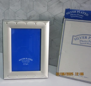 Marco de fotos plateado con borde de cuentas de 3,5" x 5" - resistente al deslustre, rayado - Imagen 1 de 9