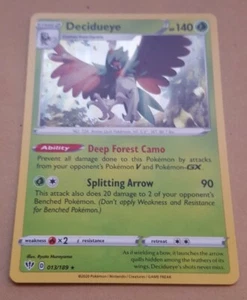 POKEMON TCG CARD - SWORD AND SHIELD DARKNESS ABLAZE - DECIDUEYE 013/189 (HOLO)NM - Foto 1 di 1