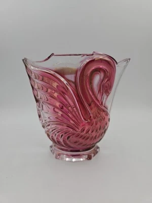 Pink Crystal Swan Vase - Image 1 of 4