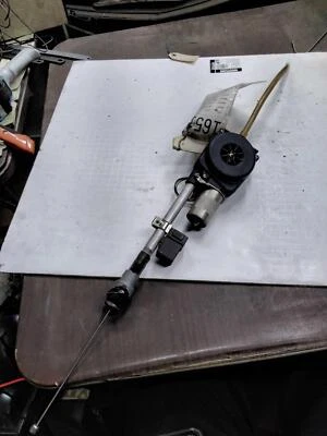 Antena 1988 Buick Skylark - Imagem 1 de 3