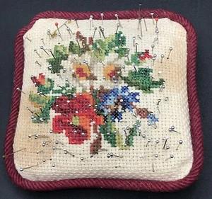 Needlepoint Cross Stitch Pillow Pin Cushion Vintage Embroidered Handmade - Picture 1 of 6