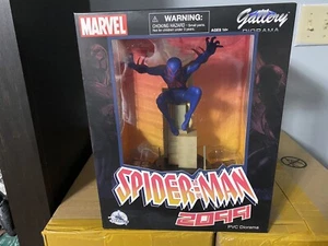 MARVEL Gallery Spider-Man 2099 Diamond Select PVC Diorama Statue New In Box - Picture 1 of 6
