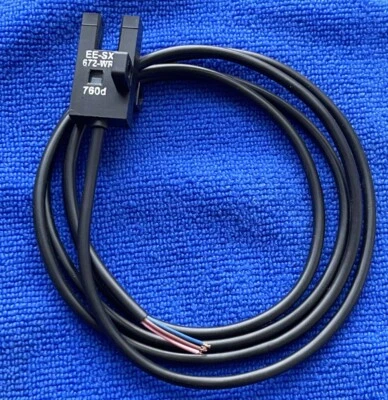 EE-SX672-WR EESX672WR New Omron SENSOR with Cable 1M - Image 1 of 2