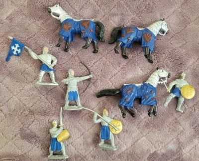 Vintage Medieval Knight & Horse Figures Lot – Blue Red Crest, 8-Piece Set - Image 1 of 4