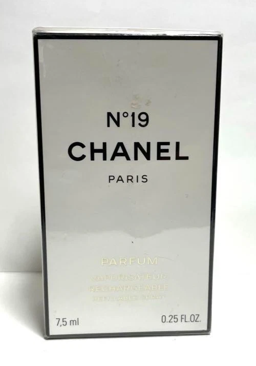 CHANEL No 19 7.5 ml / 0.25fl oz Perfume