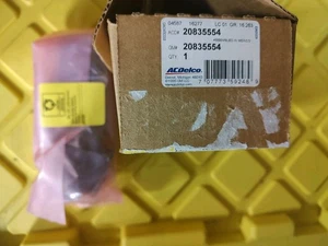 New ACDelco GM OEM 20835554 Passenger Side Door Lock and Window Switch - Picture 1 of 4